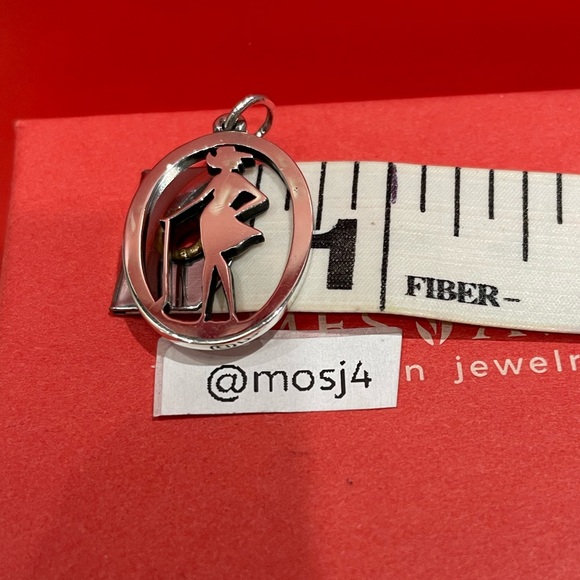 Retired & Rare James Avery Fancy Lady Golfer Pendant/Charm - Picture 4 of 4